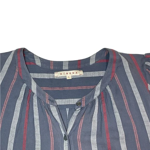 Xirena Chesney Roll Sleeve Button Down Shirt Size Large Blue Stripped 100%Cotton - Picture 7 of 8